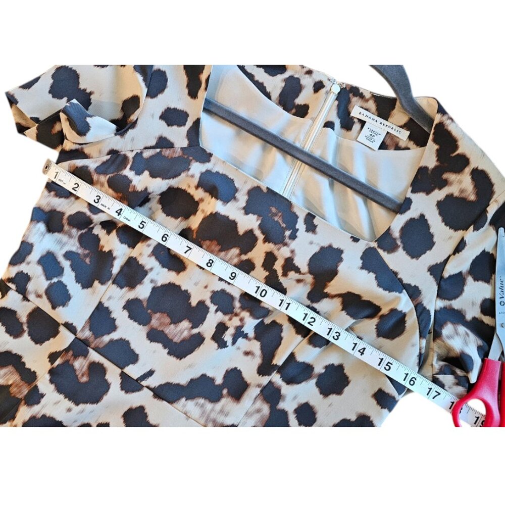 Banana Republic Dress  4P 4 Petite Animal Print Short Sleeve - Picture 7 of 8